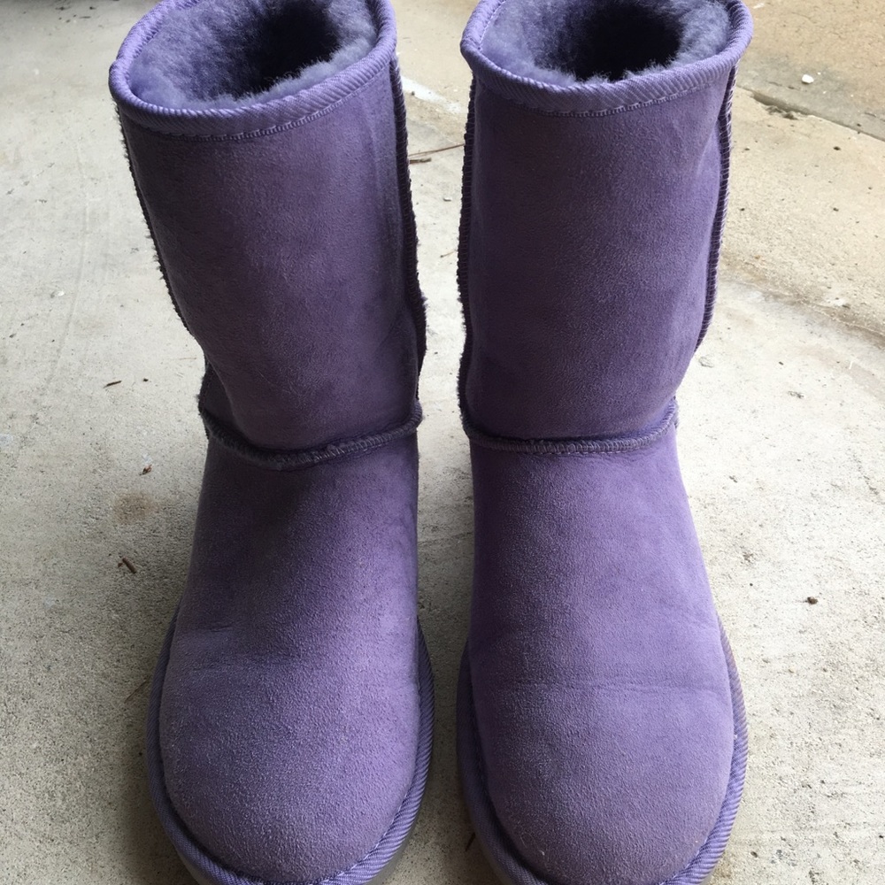 Purple uggs